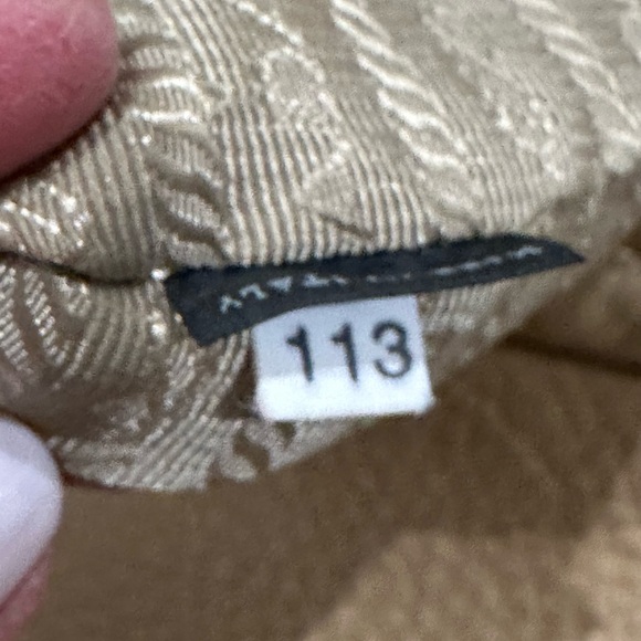 Prada Vitello Daino Side Pocket Zip Large Hobo/Authentic - Picture 11 of 13